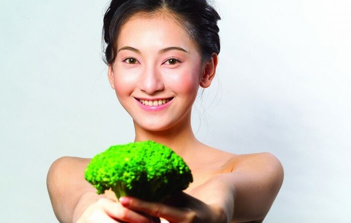 En raison de leur régime alimentaire, les filles japonaises se caractérisent par une silhouette mince